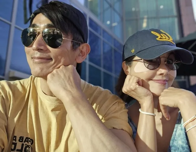 배우 차인표·신애라 부부/사진=SNS